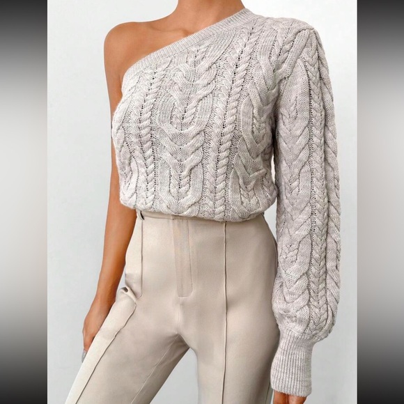 Luxe black one shoulder cable knit sweater top - Picture 6 of 13